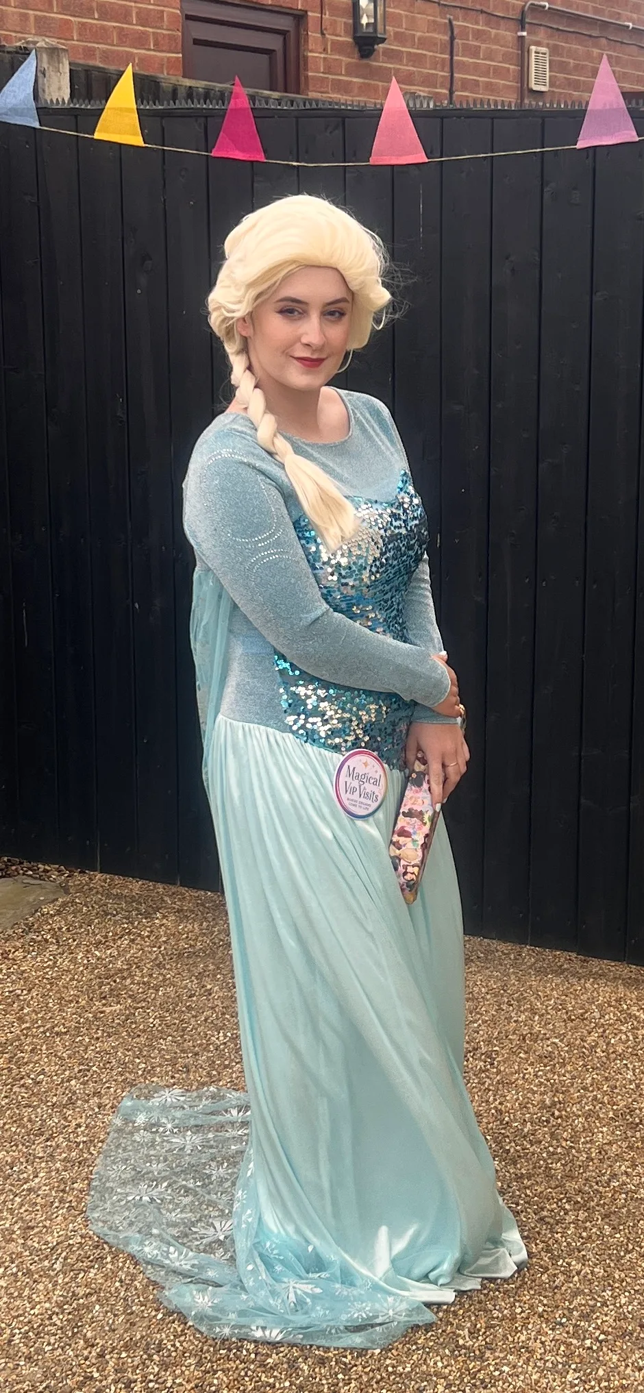 Book children's entertainment with a Snow Queen princess party